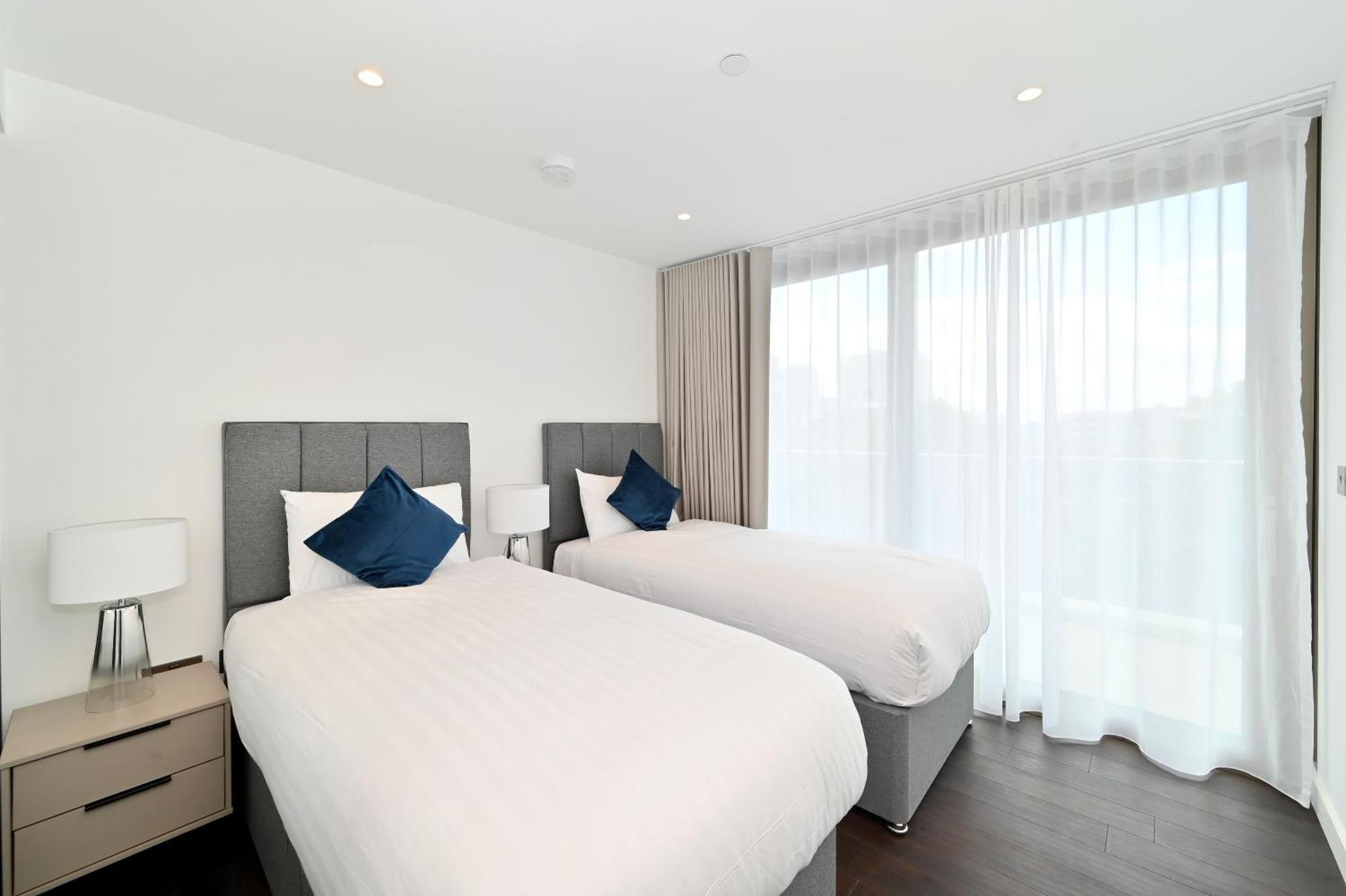 Apartamento Access Tower Hill Londres Exterior foto
